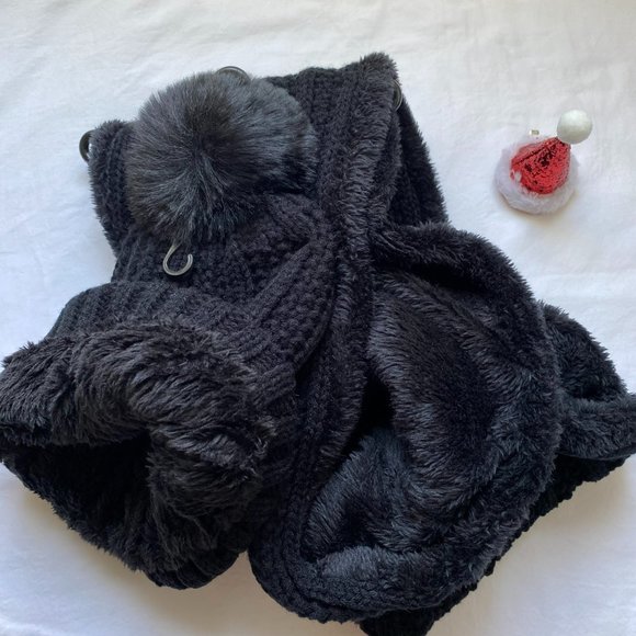 UGG Black Hat & Infinity Sarf